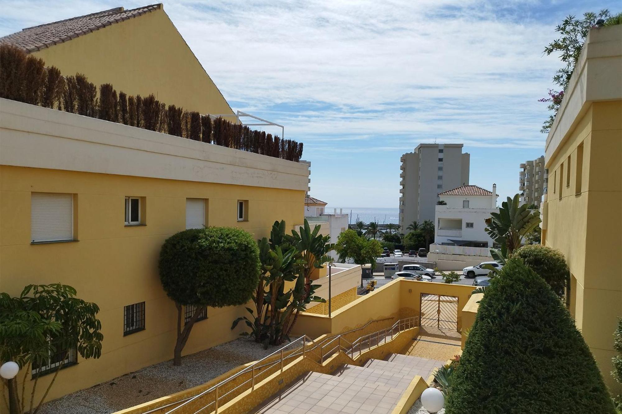 Puertosol 2 Lägenhet Estepona Exteriör bild