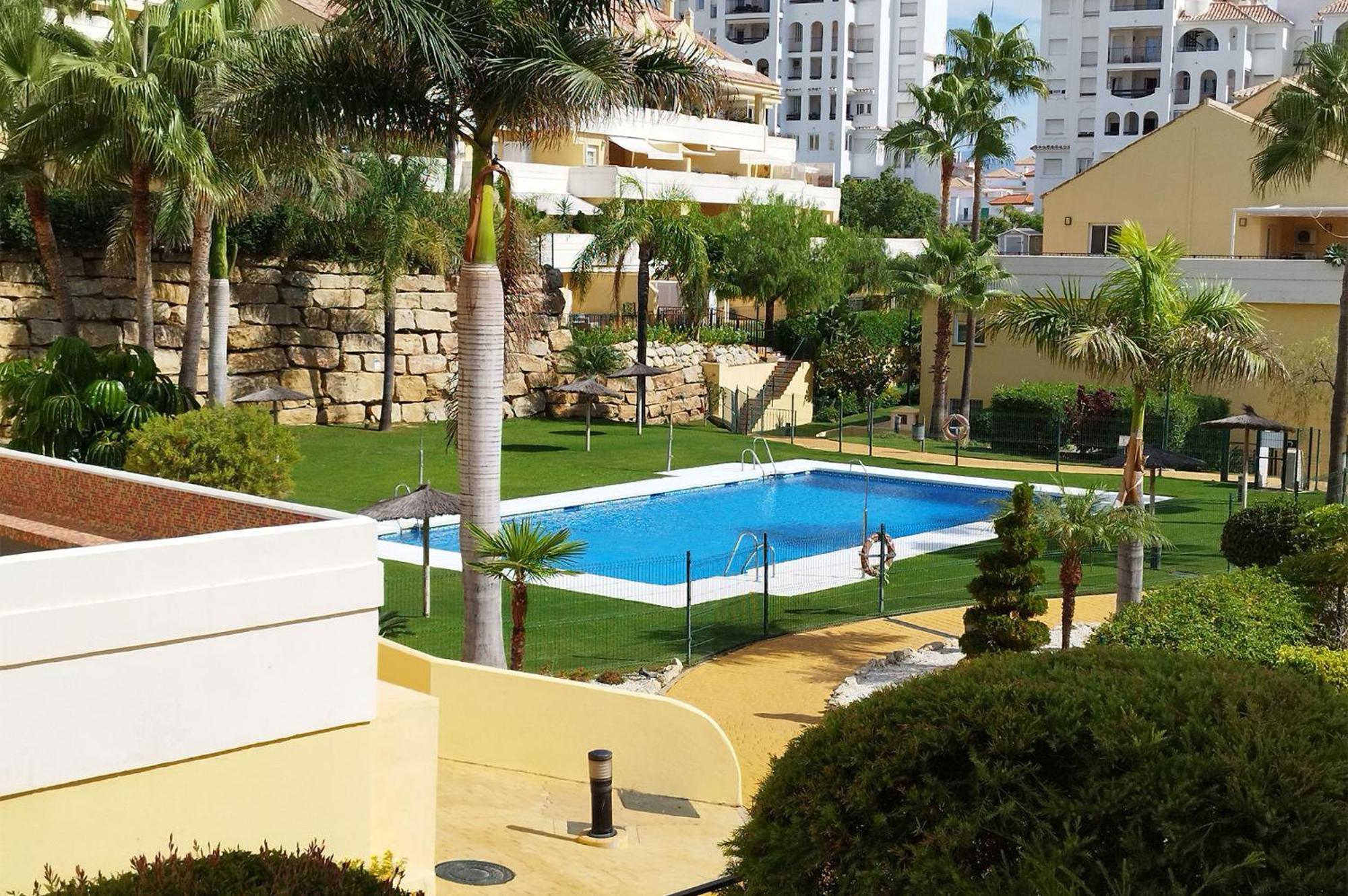 Puertosol 2 Lägenhet Estepona Exteriör bild