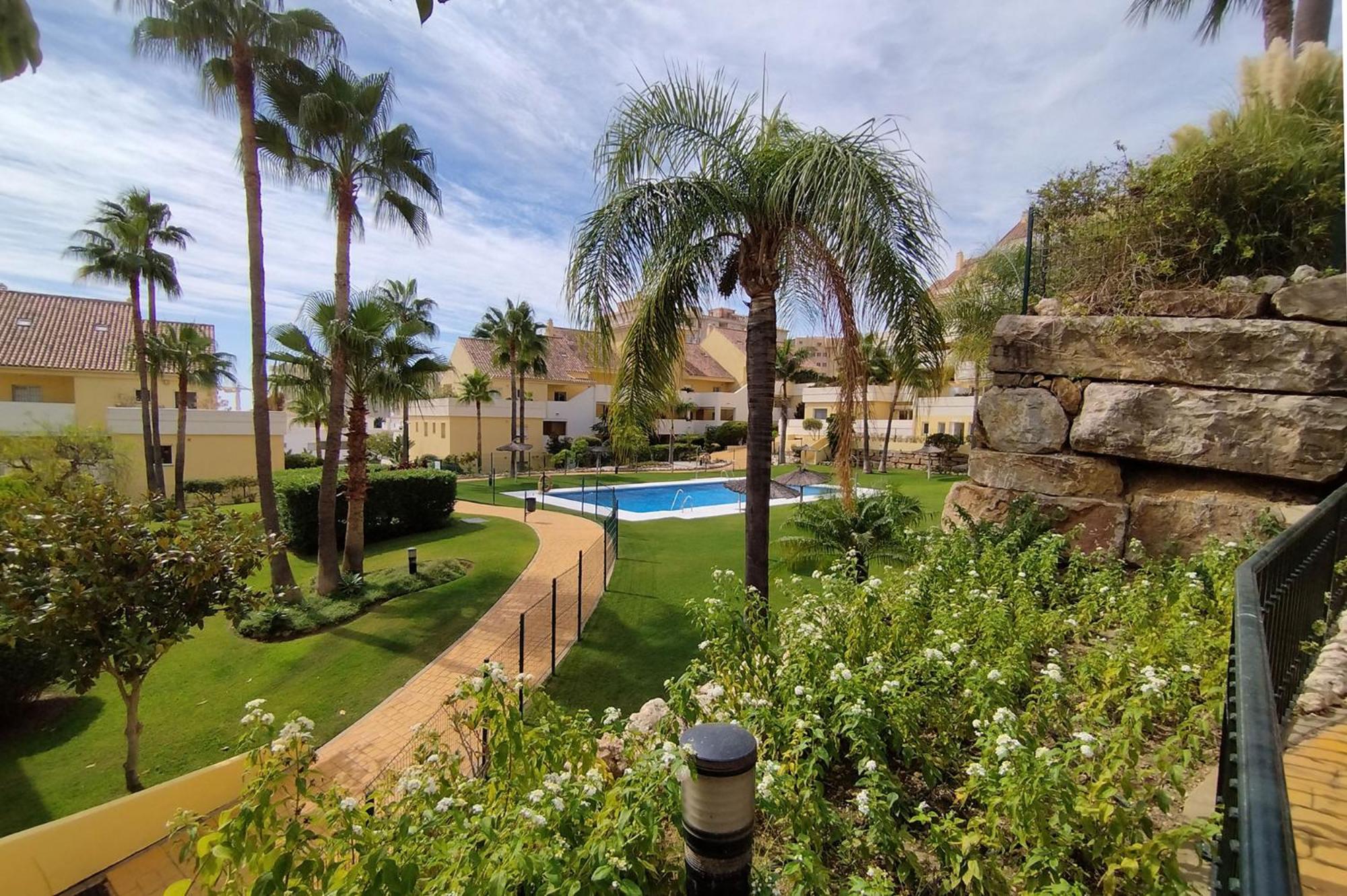 Puertosol 2 Lägenhet Estepona Exteriör bild