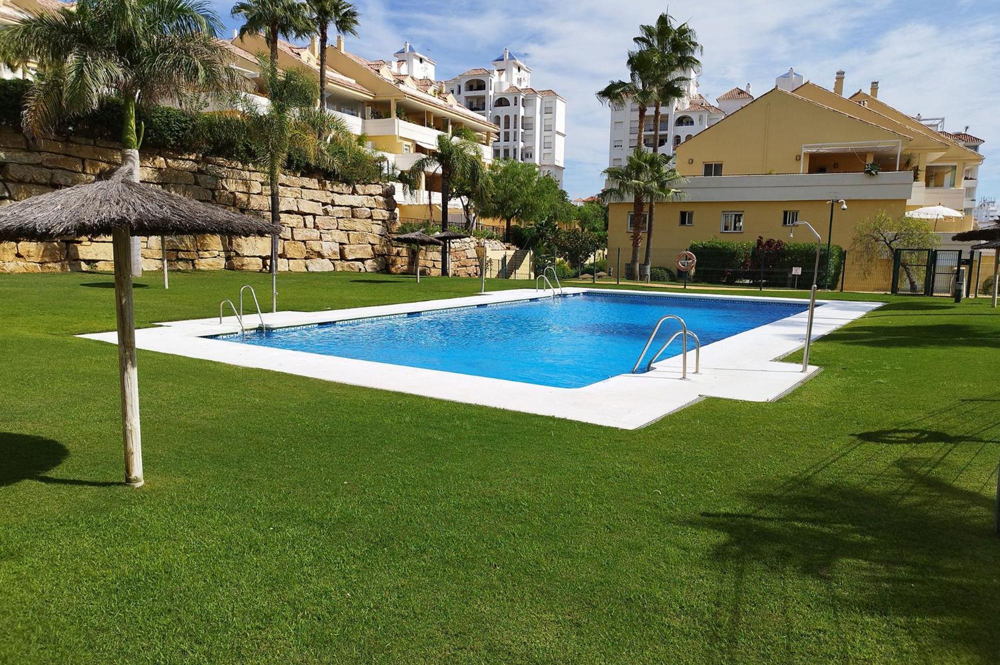 Puertosol 2 Lägenhet Estepona Exteriör bild